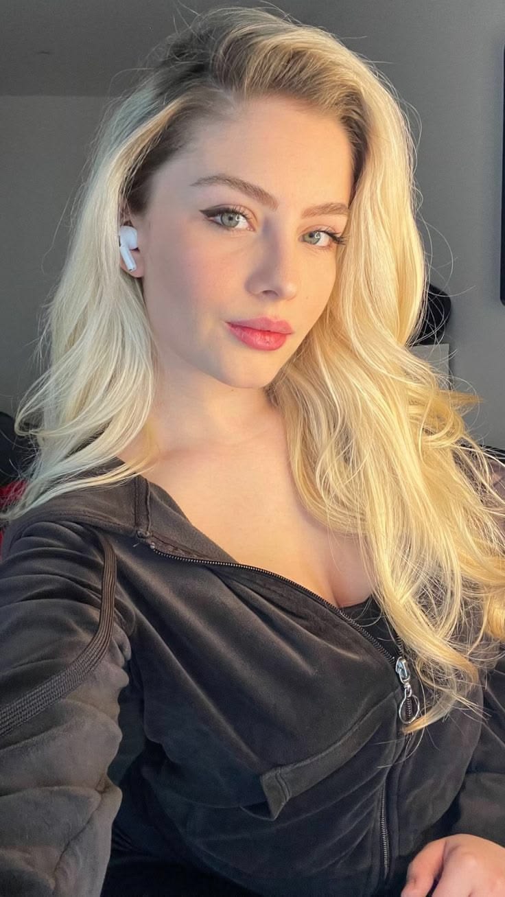 Housewife Escort in Dubai